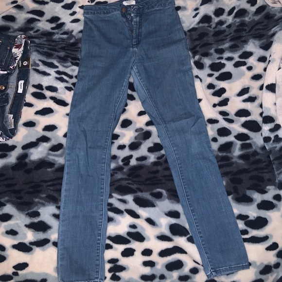 Women jeans - Picture 2 of 3